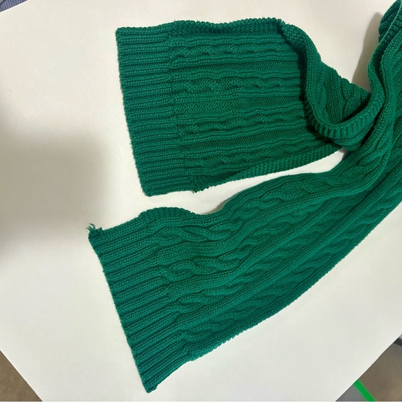 Vtg Mickey Disney Cable Knit Green Scarf w Patch - Picture 4 of 8